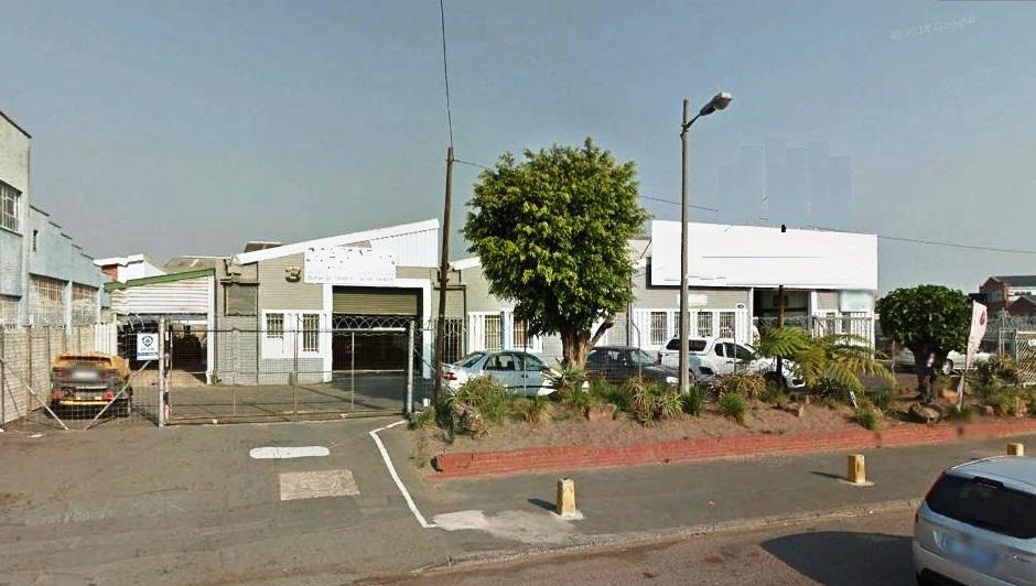 Industrial Retail Warehouse for sale New Germany, Highway Areas