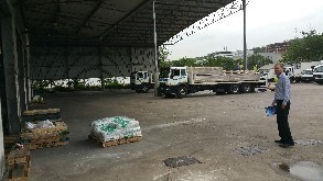 Distribution Warehouse and Large Yard in Rive