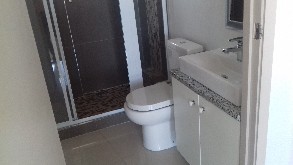 Newly Renovated 2 bed 2 bath to let in Mornin