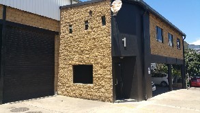 Warehouse to rent in Moreland Drive