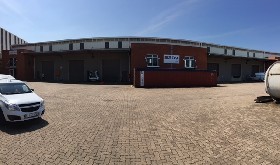 industrial property to let in riverhorse valley