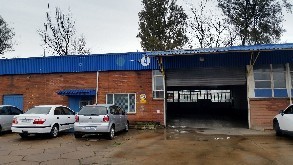 FACTORY PROSPECTON WITH SMALL YARD 700M2 TO LET