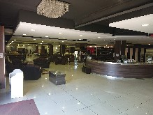Retail Showroom Mobeni to rent to let