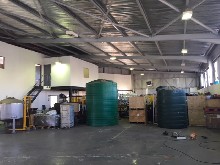 warehouse factory to let in Red hill