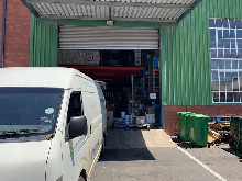 1050m2 Warehouse To Let in Pinetown