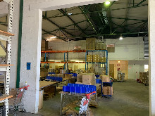 warehouse to let in mount edgecombe