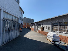 510m2 Warehouse To Let in New Germany