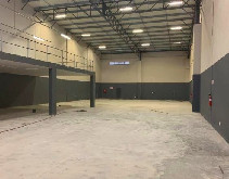 1000m2 Warehouse To Let in Riverhorse
