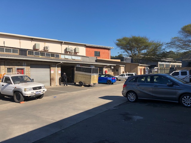 205m2 Warehouse To Let in Glen Anil