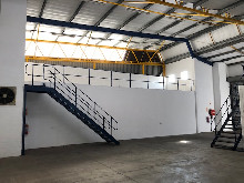 350m2 Warehouse To Let in Red Hill