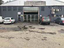 1050m2 Warehouse To Let in Glen Anil