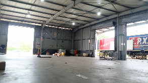 warehouse to let westmeadpinetown factory