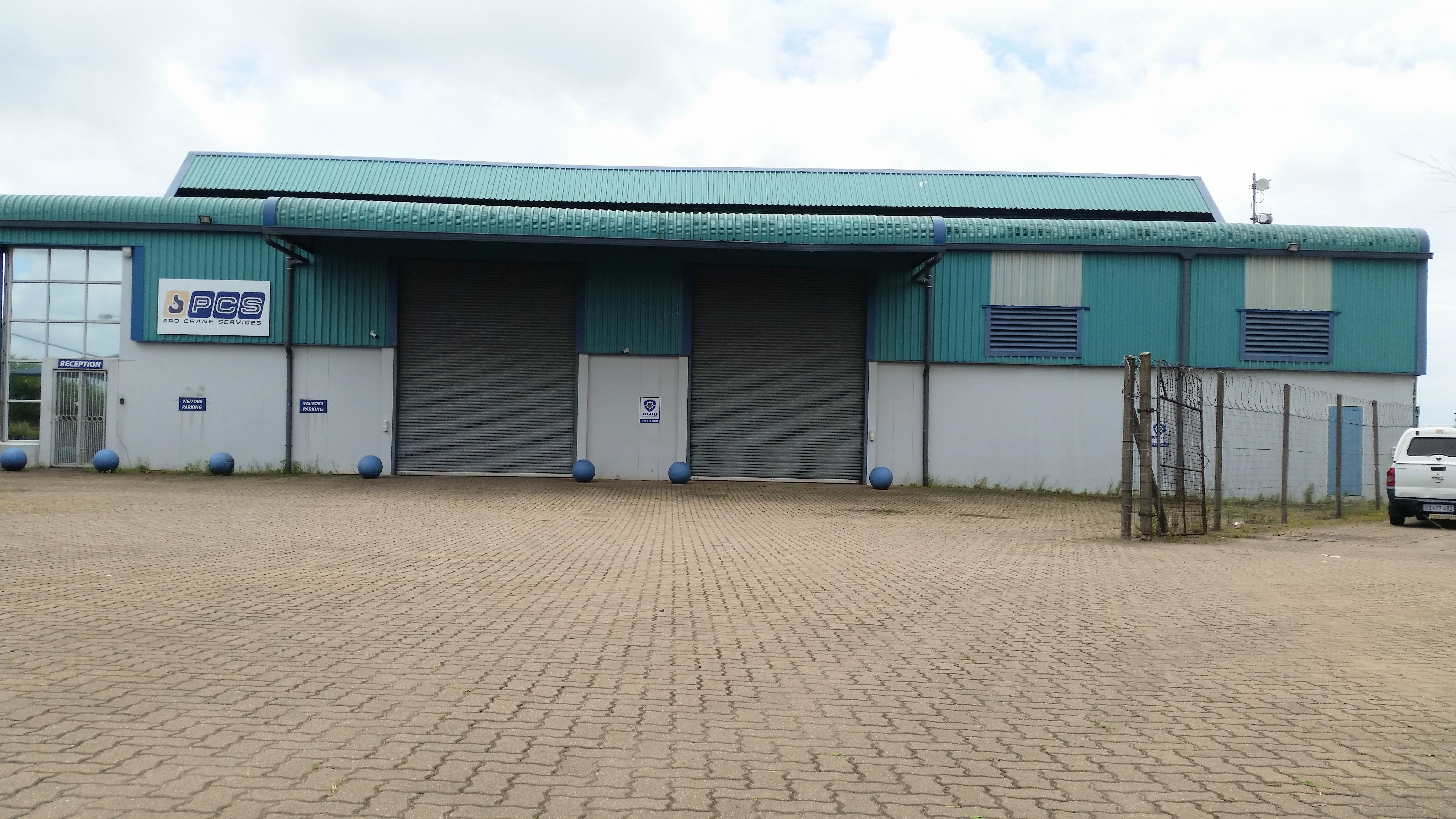 Westmead warehouse To Let