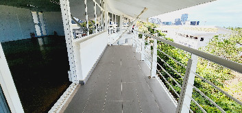 Commercial Office To Let
