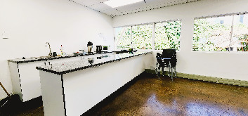 Commercial Office To Let