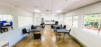 Commercial Office To Let