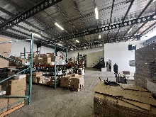 A Grade warehouse to Let in Capital Park