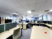 Commercial Office To Let