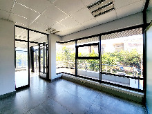 Commercial Office To Let