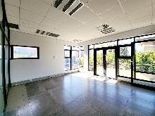 Commercial Office To Let