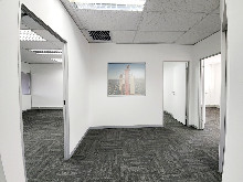 Commercial Office To Let