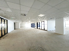 Commercial Office To Let