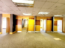 Commercial Office To Let