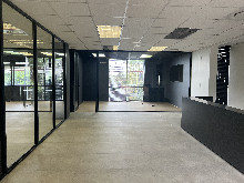 AAA Grade Office in La Lucia to Rent