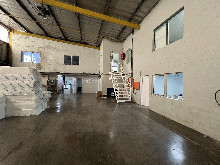 Large Warehouse in Red Hill