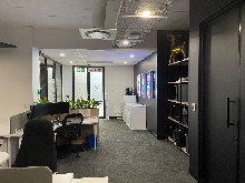La Lucia Office for Rent
