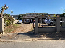 200sqm Office with 820sqm Yard Area