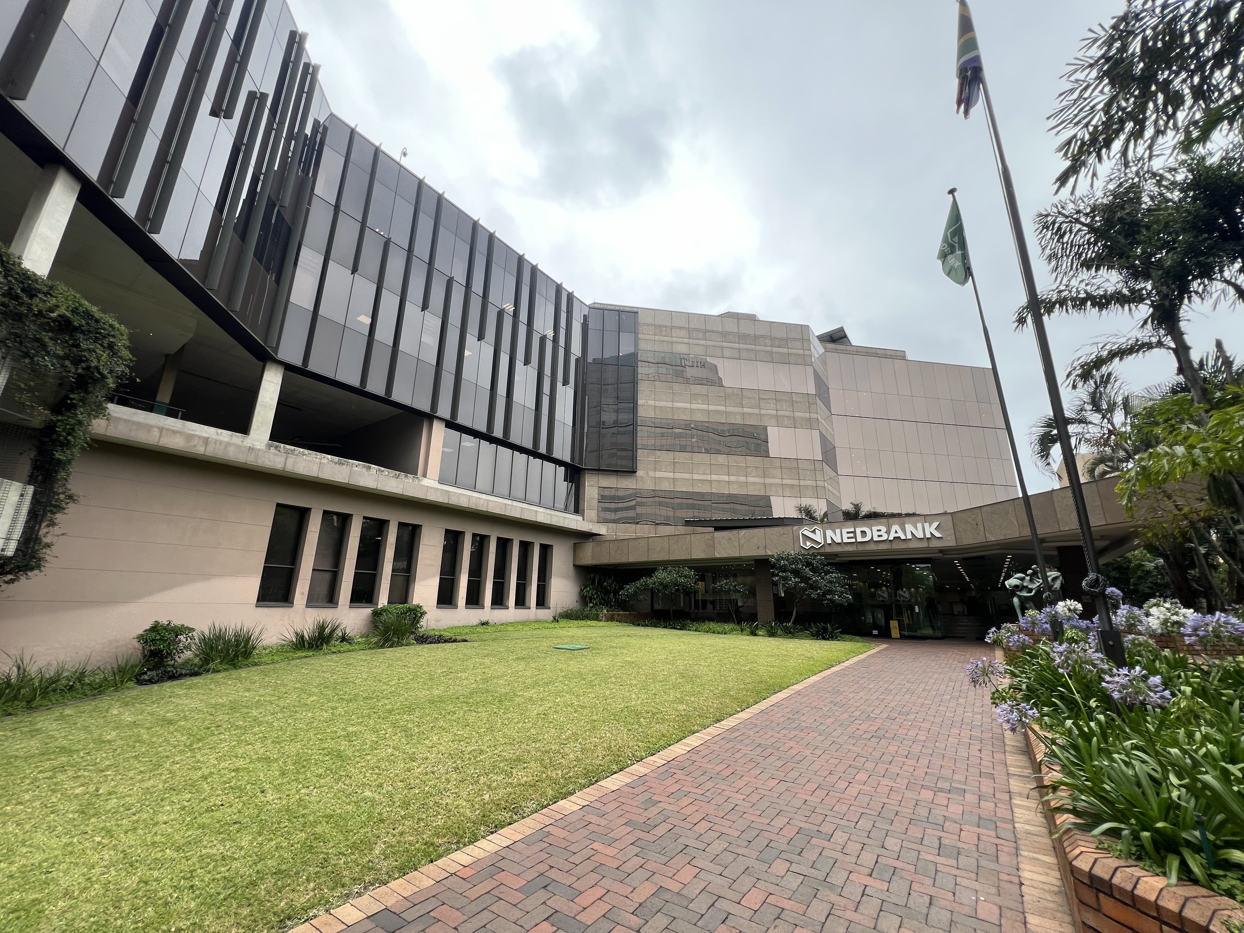 P Grade Office for Rental in Kingsmead Area