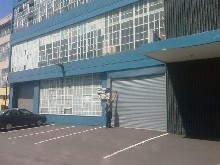 Jacobs Factory Workshop / Factory to let off Edwin Swales Drive